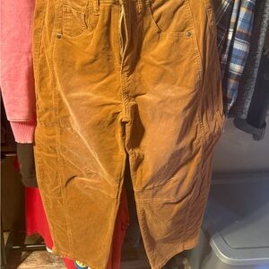 Easel barrel Corduroy Pants very soft & stretchy